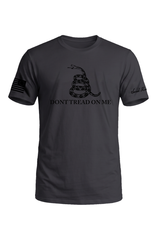 Never Surrender Don't Tread On Me Tee in Gunmetal Grey — American-made